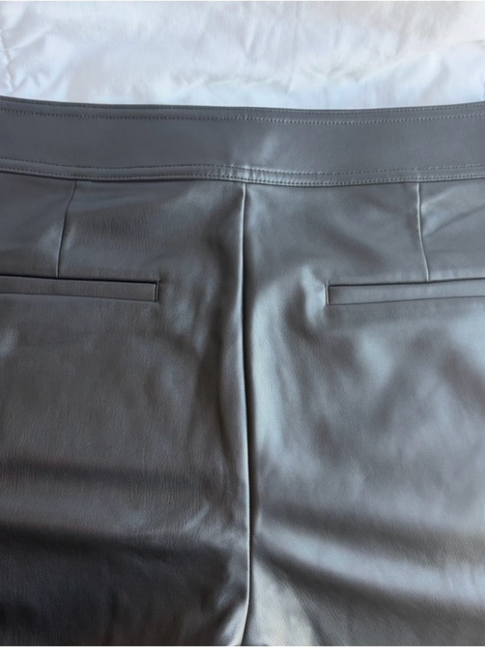 LOFT Size 10 Black Faux Leather Look.
Long Bootcut Flare Pants. Side Zipper. - Picture 12 of 15